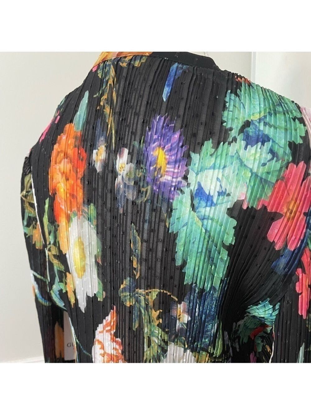 NWT Guess Lisette Printed Long-Sleeve Tie-Front Top M - Picture 9 of 16